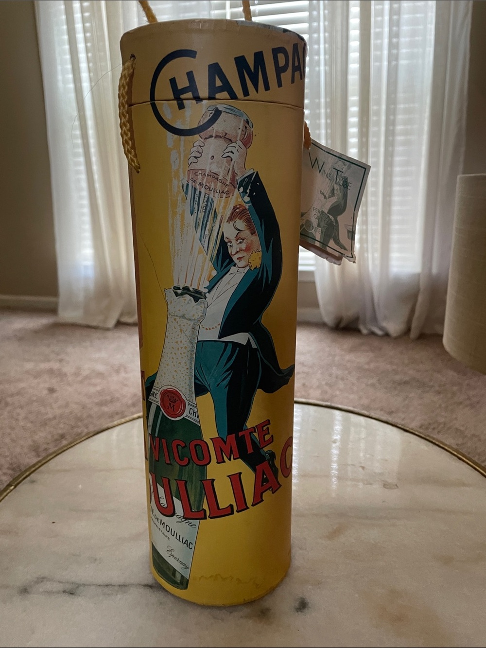 Champagne Carrier HOLDER Vicomte de Moulliac Yellow Wine Bottle Cardboard Tube